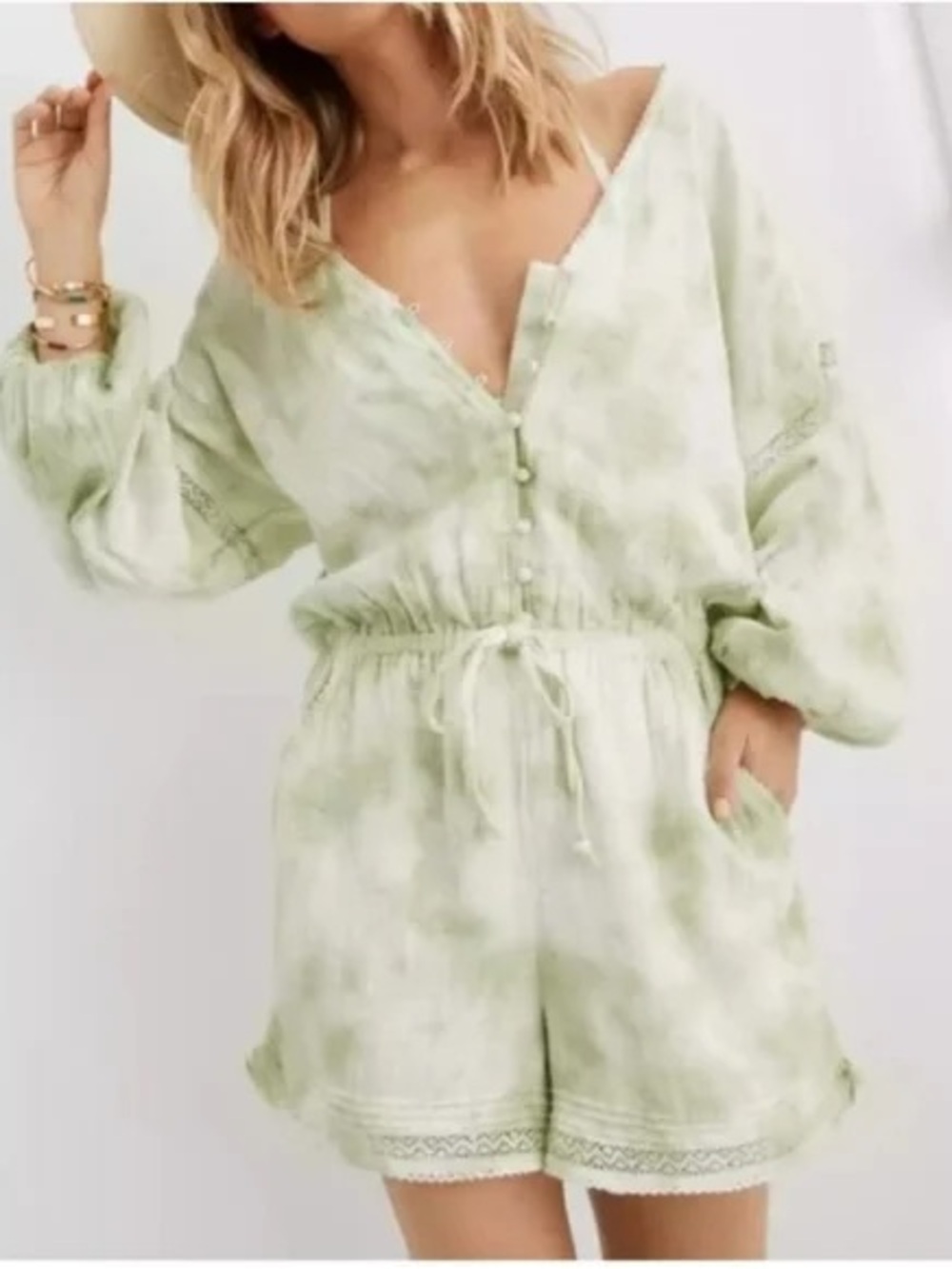 AERIE Light Green Cream White Boho Tie-Dye Linen Cotton Romper Size Medium